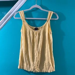 Gap yellow vintage knitted tank top size large